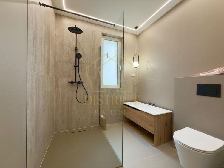 Duplex cu 4 camere cu Canalizare în Dumbrăvița
