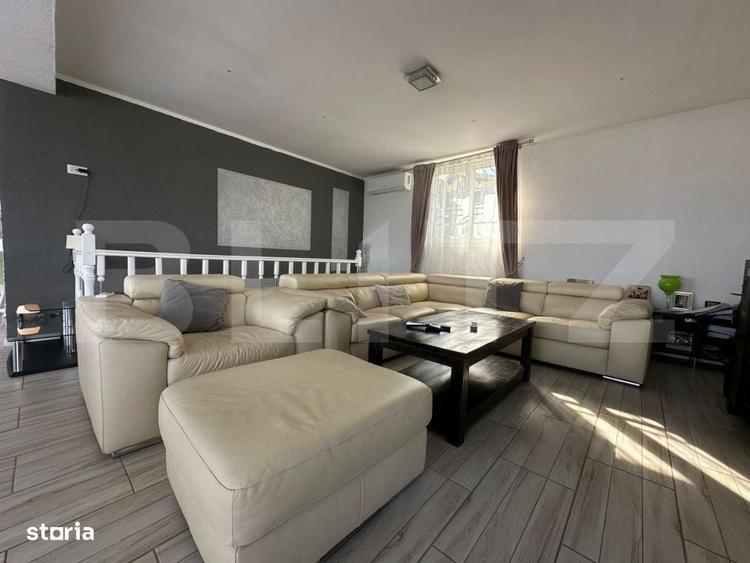 Casă cu 4 camere cu Teren 1660 Mp în Vulcan