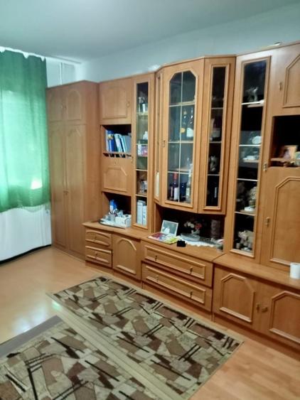 Apartament cu 2 camere semidecomandat în Nord