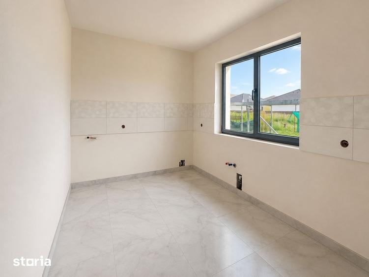 Casă cu 4 camere cu Teren 400 Mp în Bod