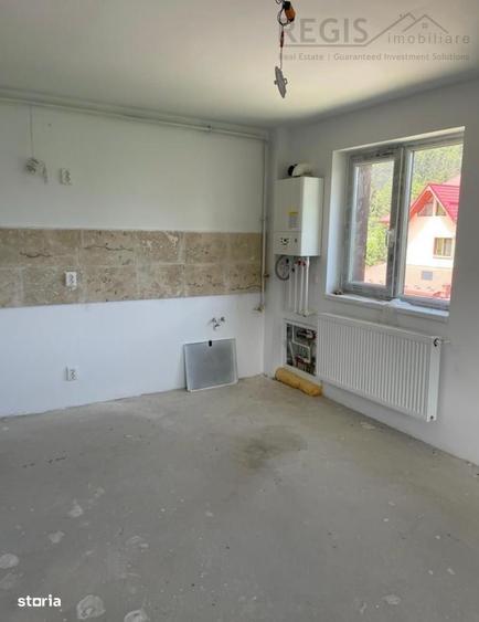 Spațiu comercial, de 1,650 mp, în Părău