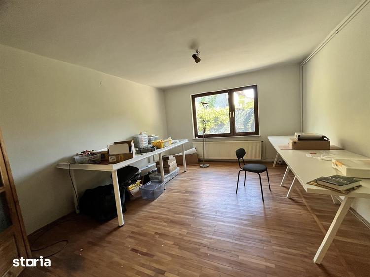 Casă cu 3 camere cu Teren 180 Mp în Șelimbăr