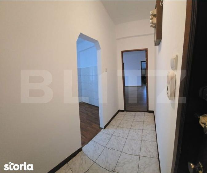 Apartament cu 2 camere semidecomandat în Central