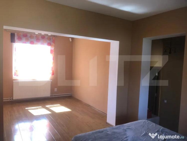 Casă cu 5 camere cu Teren 3000 Mp în Botiz