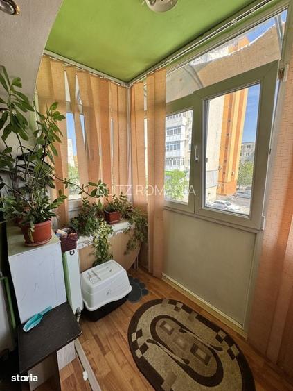 Apartament 3 camere, 50 mp, zona Craiovita Noua