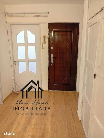 Apartament cu 2 camere decomandat în Craiovița Nouă