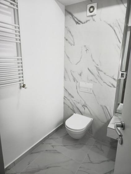 Apartament cu 2 camere, mobilat în Politehnica