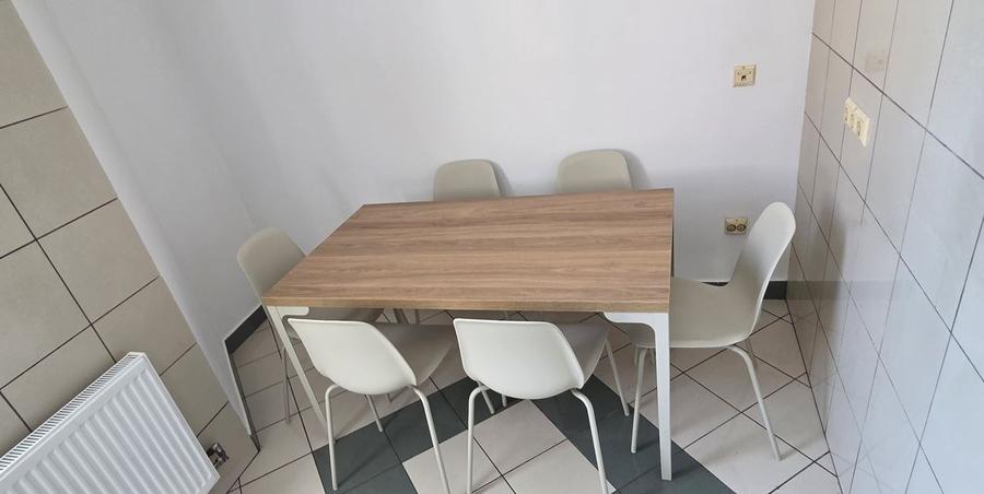Casă individuală cu 16 camere cu Teren 200 Mp în Foișorul de Foc