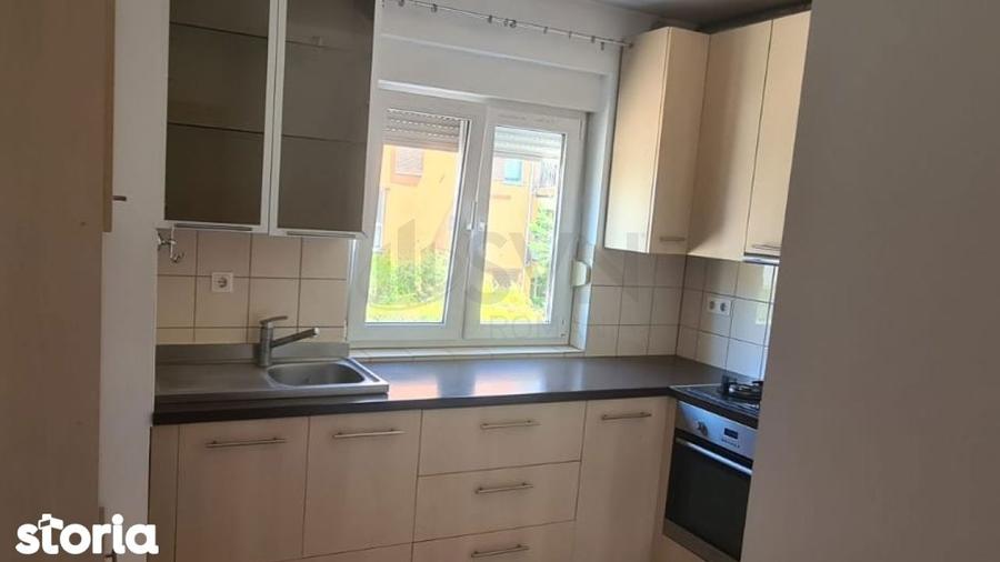 Apartament cu 3 camere decomandat în Nord