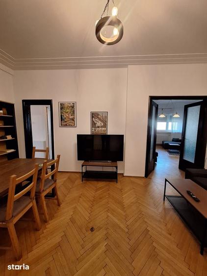 Apartament cu 4 camere în Centrul Istoric