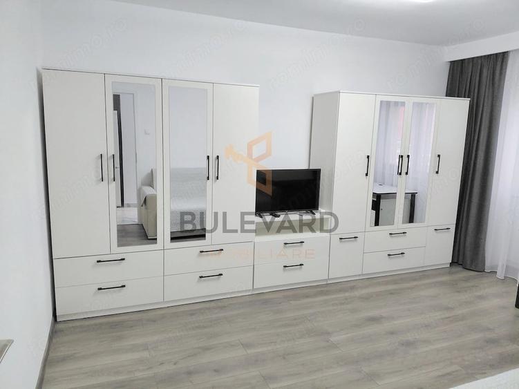 Apartament cu 3 camere decomandat în Zorilor