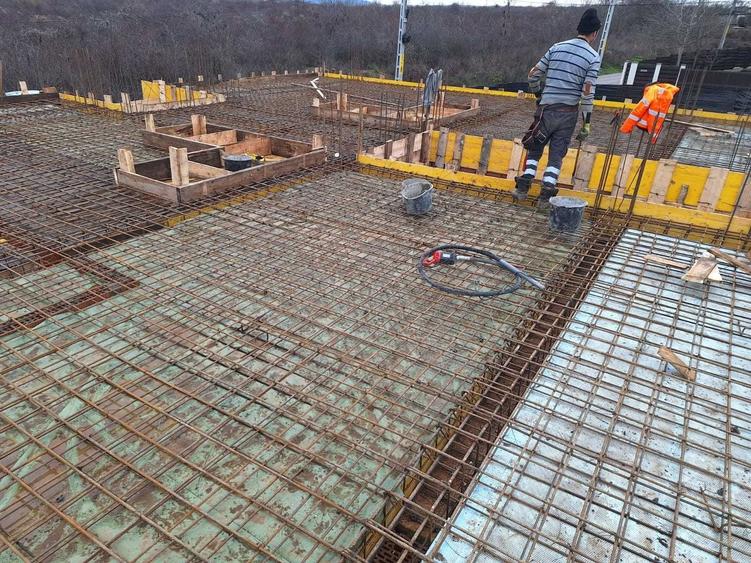 Casă cu 3 camere în Hlincea