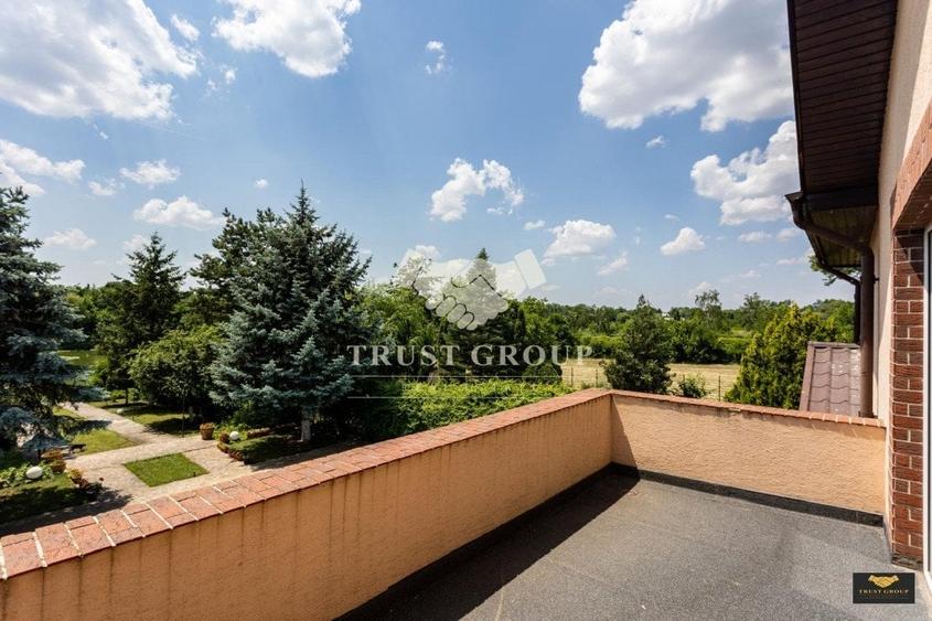 Casă individuală cu 7 camere cu Piscina în Snagov