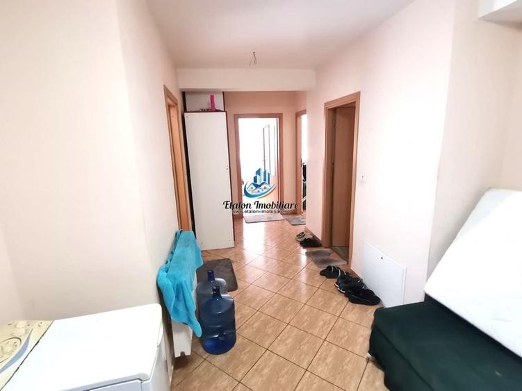 Apartament cu 2 camere decomandat în Calea Romanului