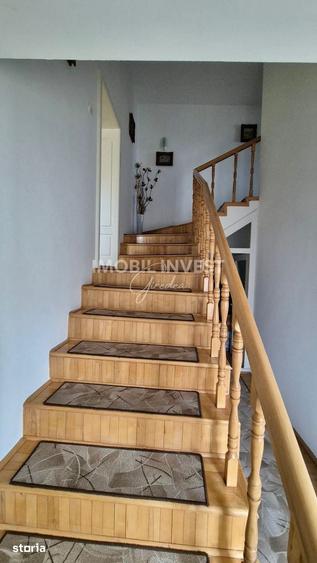 Casă cu 4 camere cu Teren 482 Mp în Ultracentral