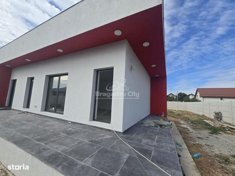 Casă cu 4 camere în Clinceni