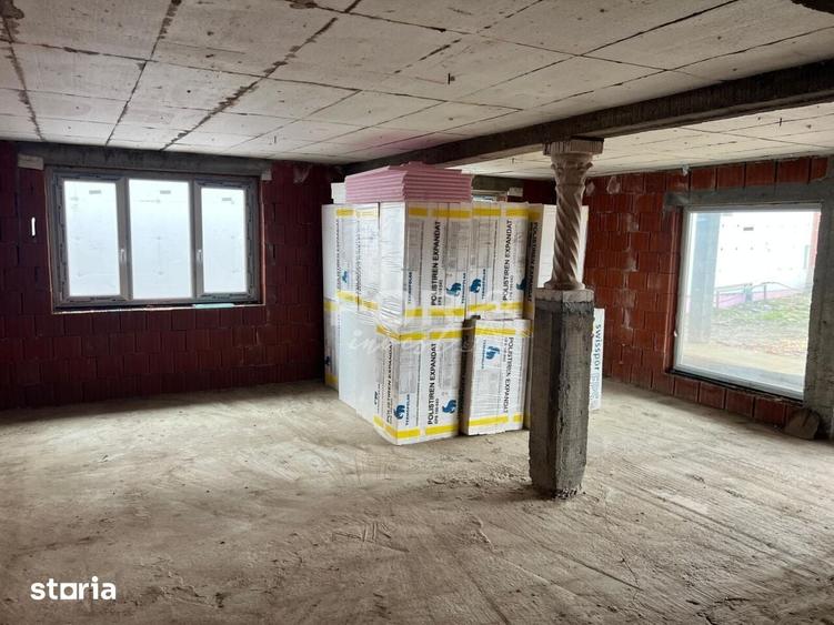 Casă cu 4 camere cu Teren 1290 Mp în Tulca