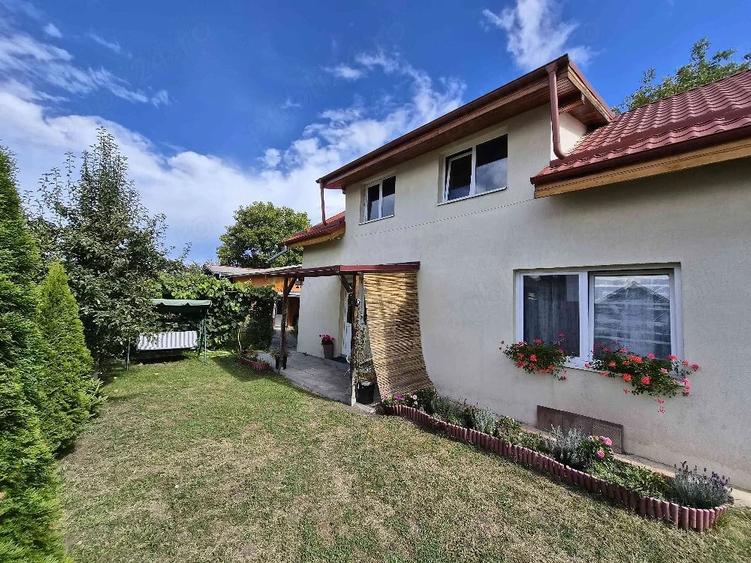 Casă cu 2 camere cu Teren 500 Mp în Bartolomeu