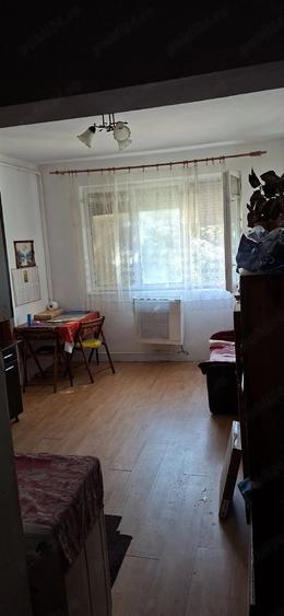 Apartament cu 2 camere nedecomandat în Central