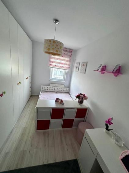 Apartament cu 3 camere decomandat în 1 Decembrie 1918