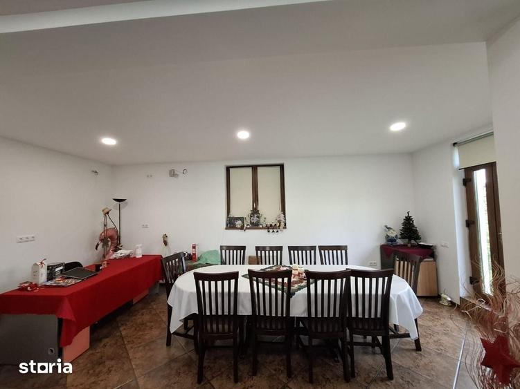 Casă cu 5 camere cu Teren 1500 Mp în Satulung
