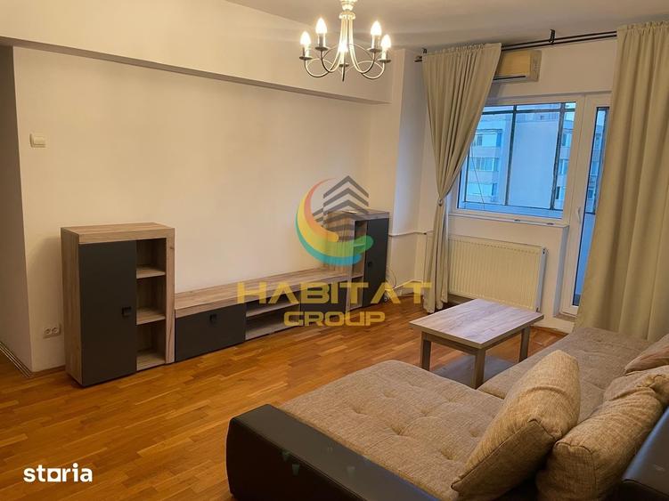 Apartament cu 3 camere semidecomandat în Tineretului