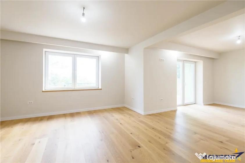 Casă cu 6 camere cu Teren 623 Mp în Centrul Istoric
