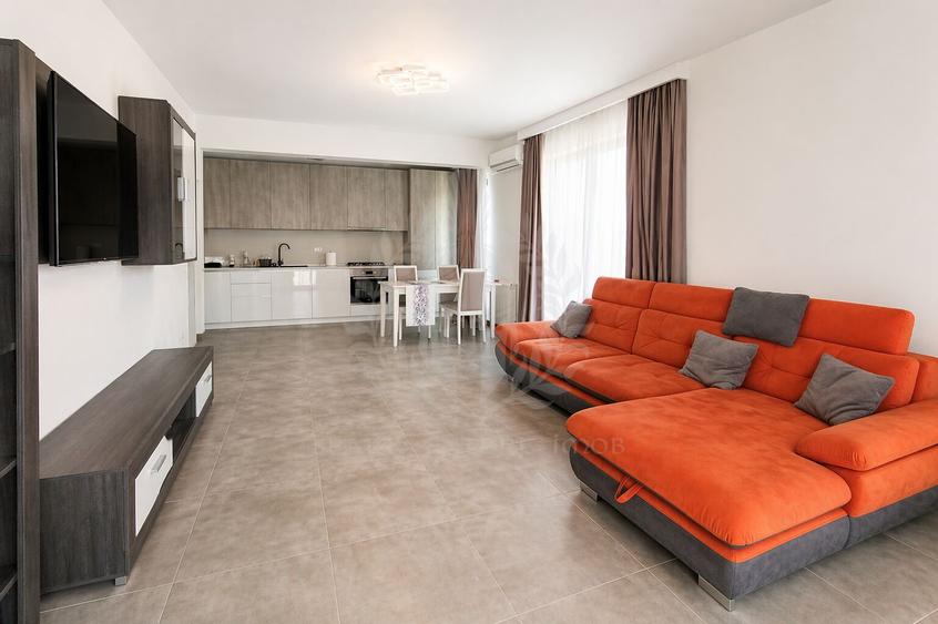Apartament cu 3 camere decomandat, mobilat în Albert