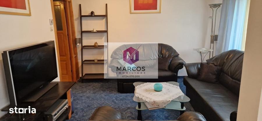 Apartament cu 4 camere decomandat în Central