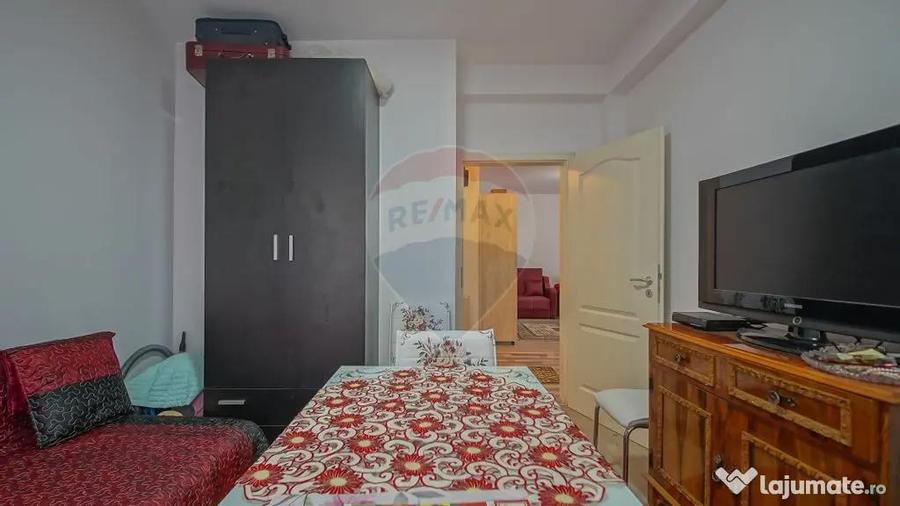 Apartament cu 3 camere decomandat în Sânpetru