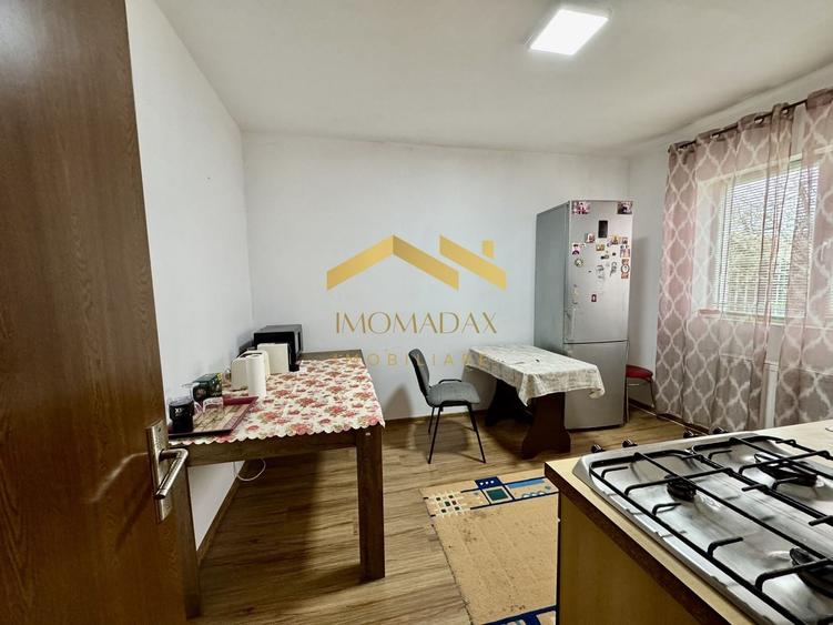 Casă individuală cu 5 camere cu Canalizare în Sânmihaiu German