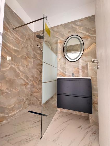 Duplex cu 4 camere cu Canalizare în Moșnița Nouă