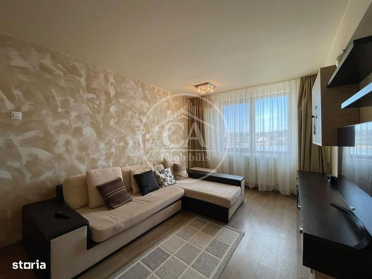 Apartament cu 3 camere decomandat în Cantemir