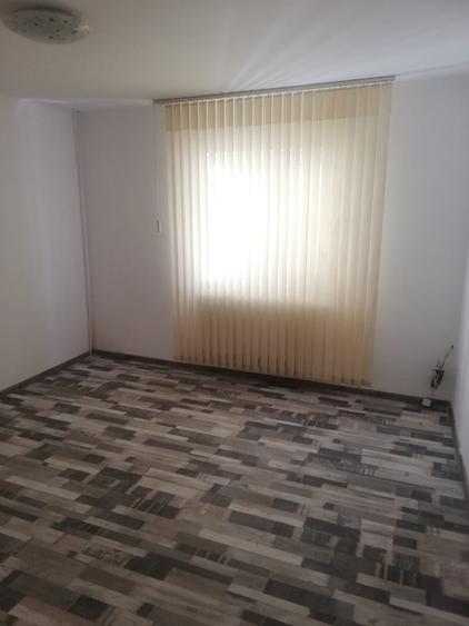 Inchiriez apartament 3 camere pe str Stirbei Voda 158 - 7