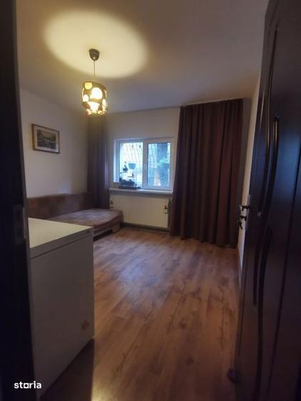 Apartament cu 3 camere în Rahova