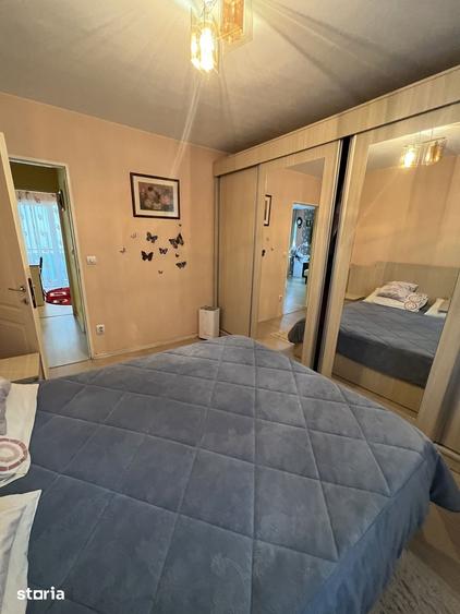 Apartament cu 3 camere în Unirea