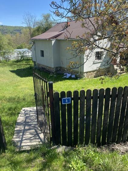 Casă cu 2 camere în Pietroșani