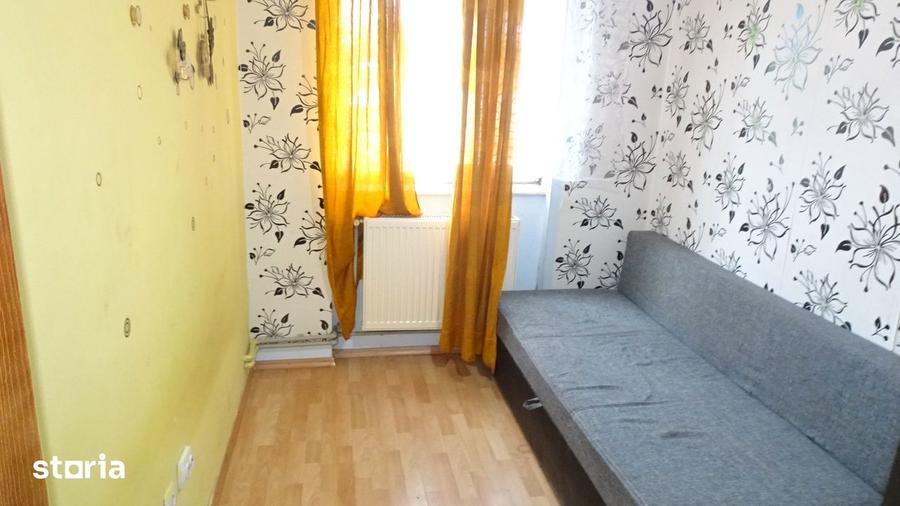 Apartament cu 3 camere în Scărișoara