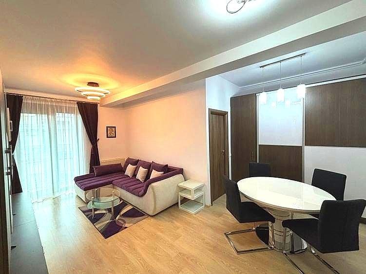 Apartament cu 2 camere semidecomandat, mobilat în Mitropolie