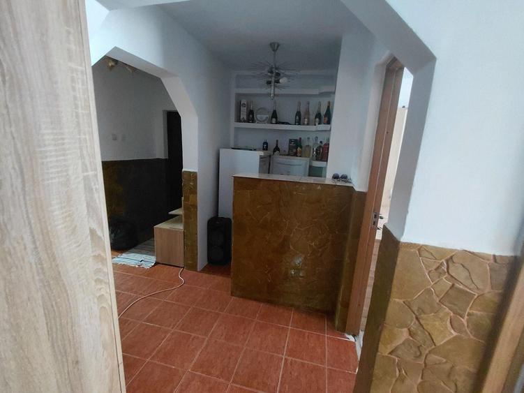 Apartament cu 3 camere decomandat în Burdujeni