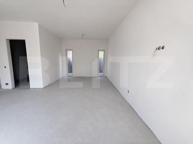 Casă individuală cu 5 camere cu Teren 200 Mp în Iris