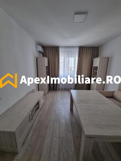 Apartament cu 2 camere decomandat, mobilat în Regie