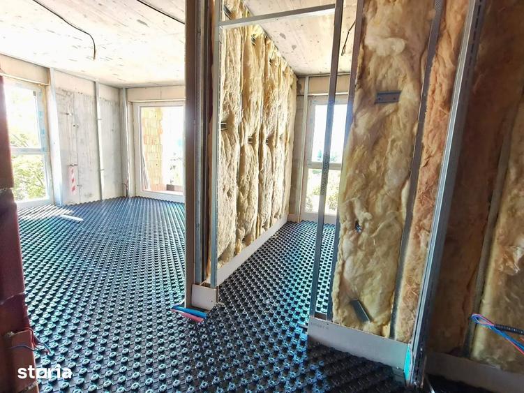 Apartament cu 2 camere decomandat în Titan
