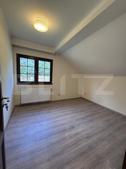 Casă individuală cu 4 camere cu Teren 600 Mp în Păulești