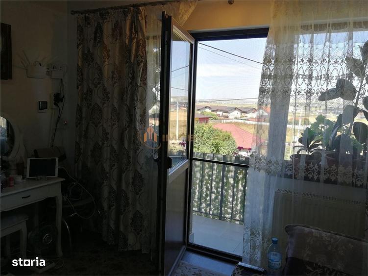 Casă cu 4 camere în Uricani