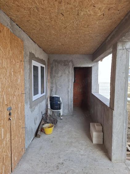 Casă cu 4 camere cu Teren 478 Mp în Central