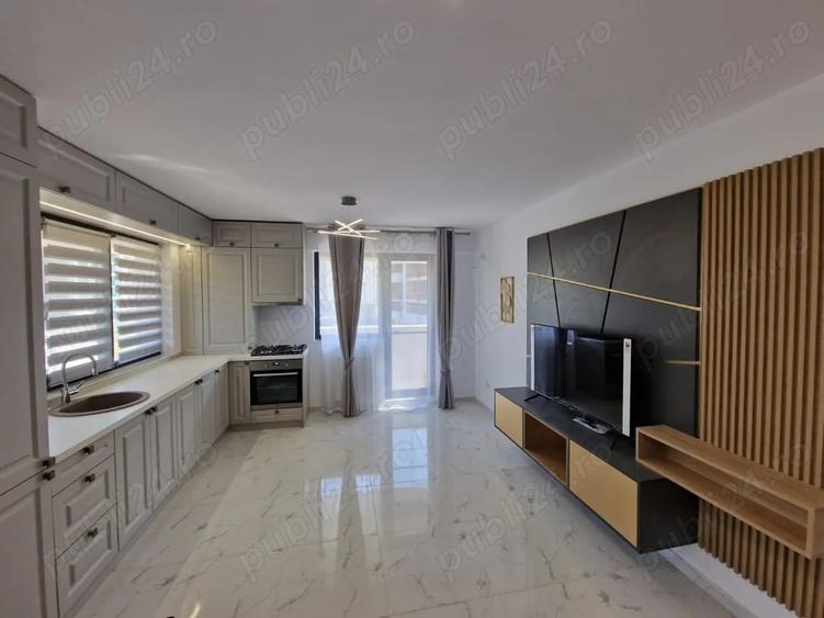 Apartament cu 3 camere decomandat în Tomești