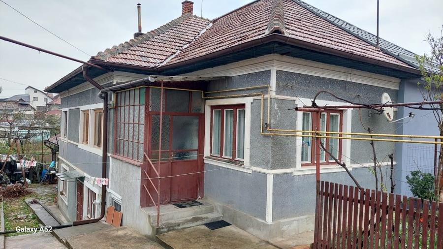 Duplex cu 5 camere cu Canalizare în Mărăști