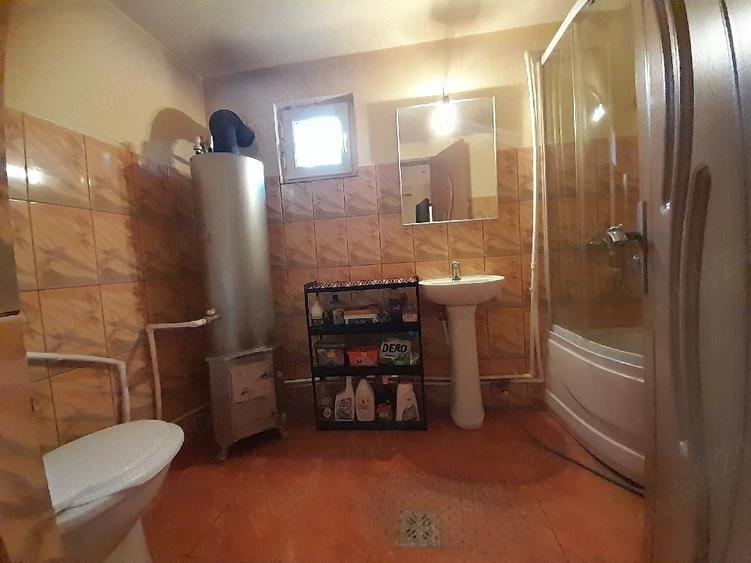 Casă cu Teren 727 Mp în Topalu