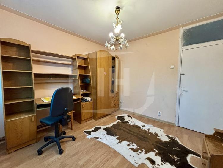 Apartament cu 2 camere decomandat, mobilat în Între Lacuri